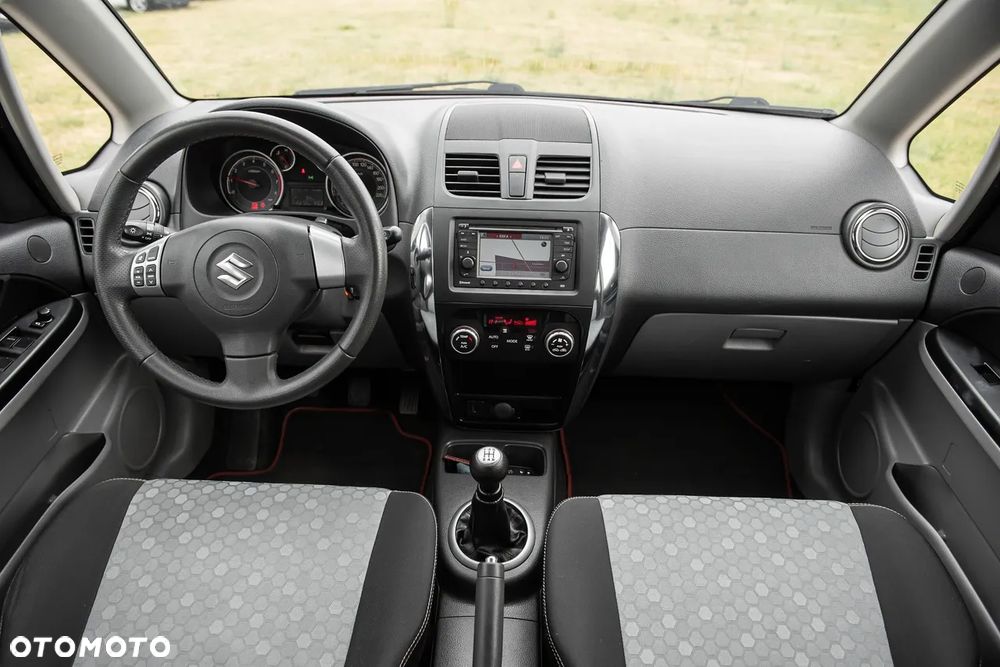 Suzuki SX4 1.6 VVT 4x4 Limited - 6