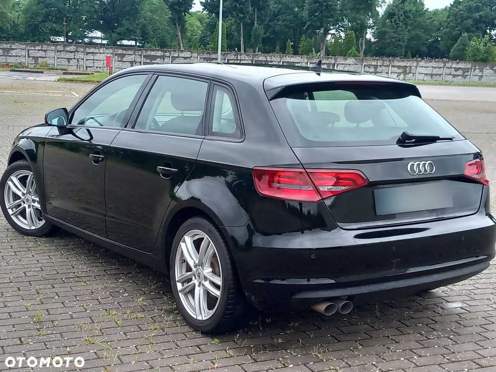 Audi A3 Sportback 2.0 TDI (clean diesel) Ambiente - 27