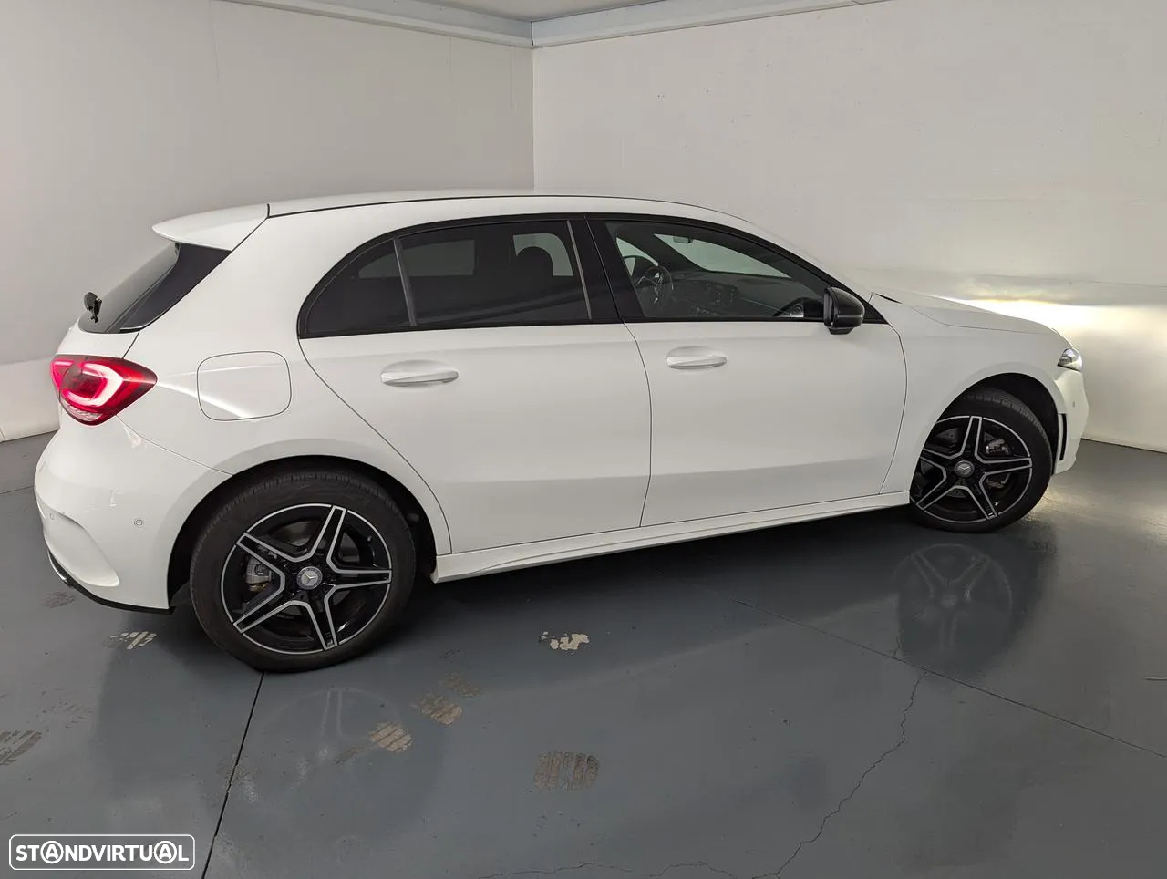 Mercedes-Benz A 250 e AMG Line - 6