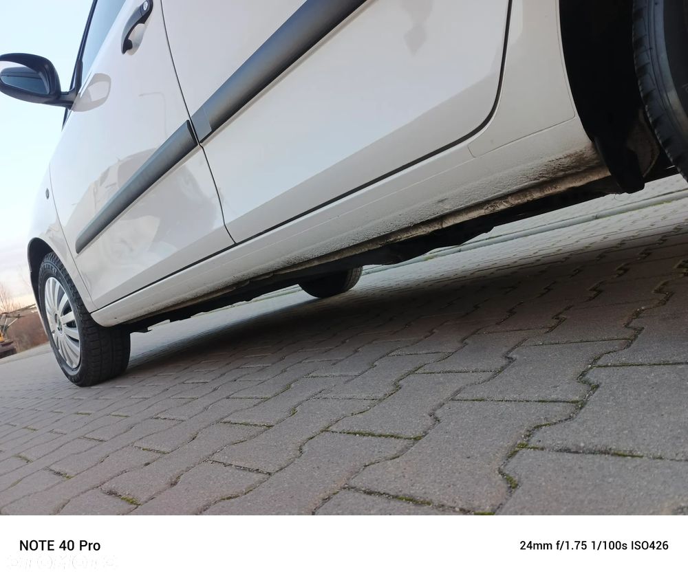 Skoda Fabia 1.2 HTP Active - 13