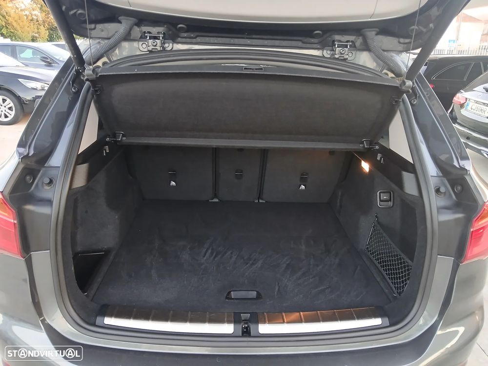 BMW X1 16 d sDrive Corporate Edition Auto - 8