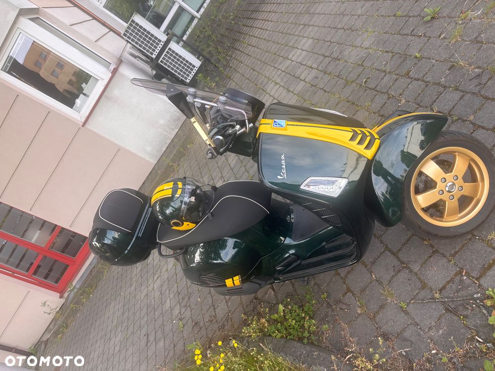 Vespa GTS - 3