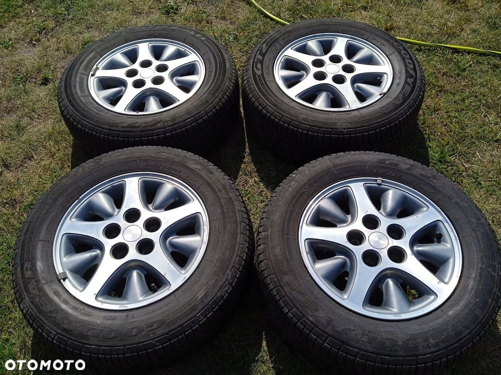felgi aluminiowe 5x114,3 Chrysler Voyager 15 Et40 - 2