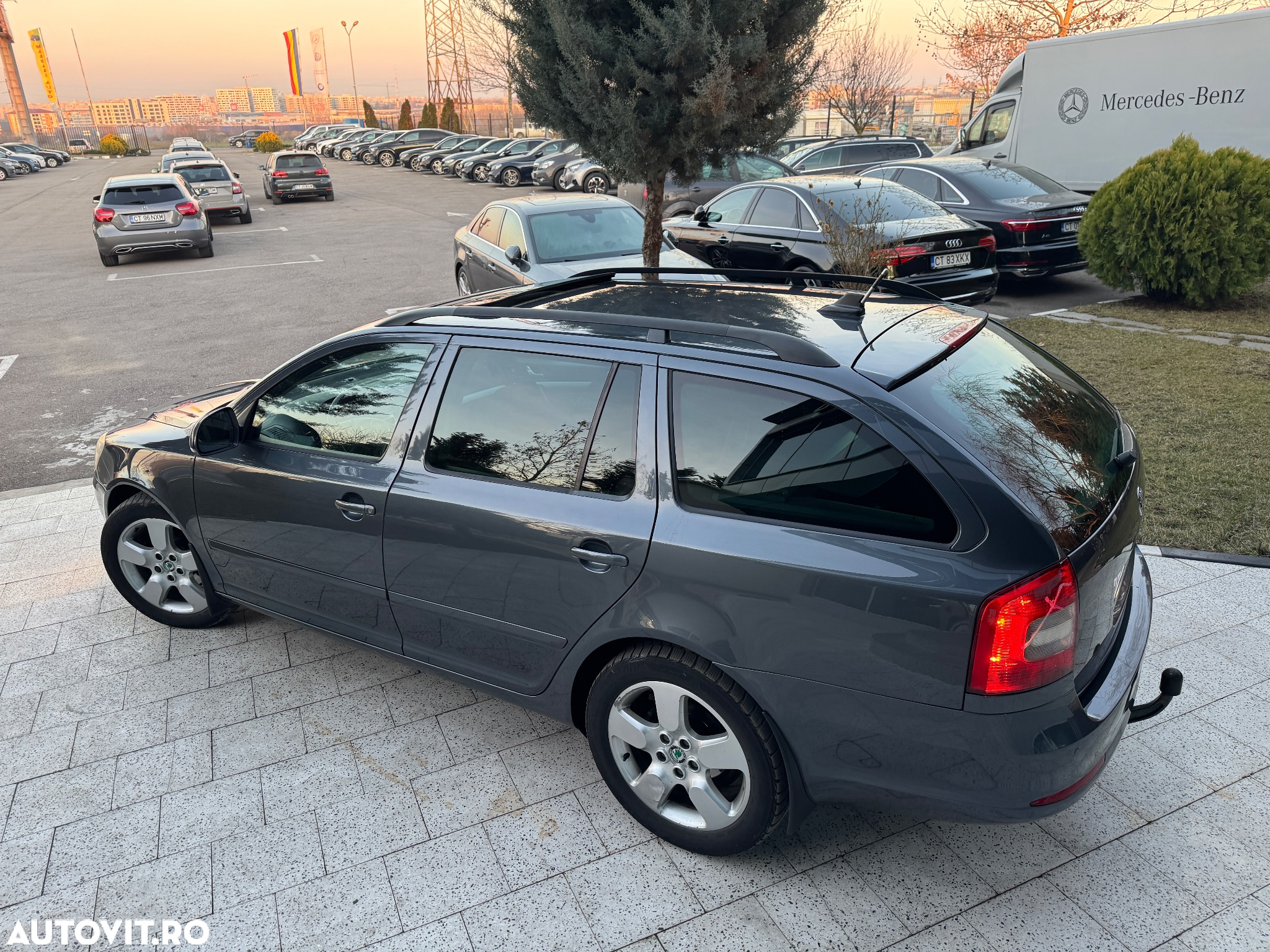Skoda Octavia 1.6 TDI Ambiente DSG - 4