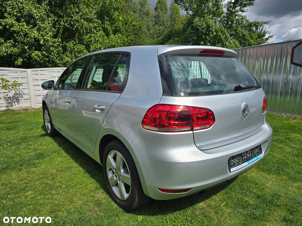 Volkswagen Golf 1.6 TDI DPF BlueMotion Technology Comfortline - 15