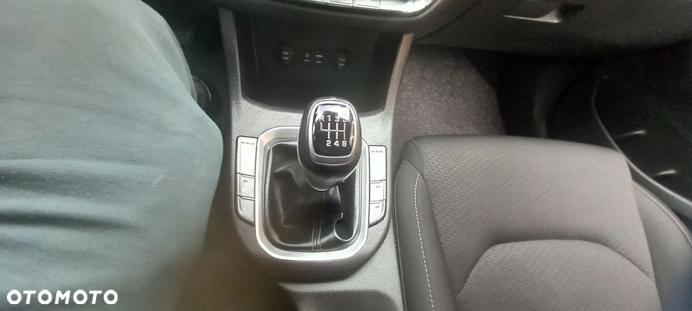 Hyundai i30 1.4 Comfort - 6