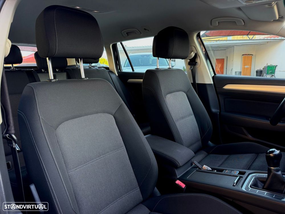 VW Passat Variant 1.6 TDI Confortline - 8