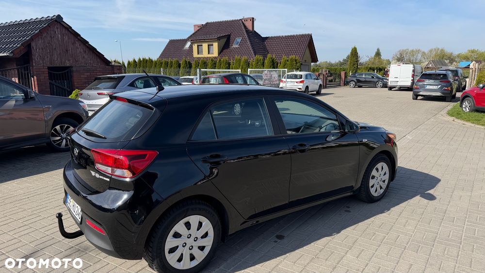 Kia Rio 1.2 Edition 7 - 9