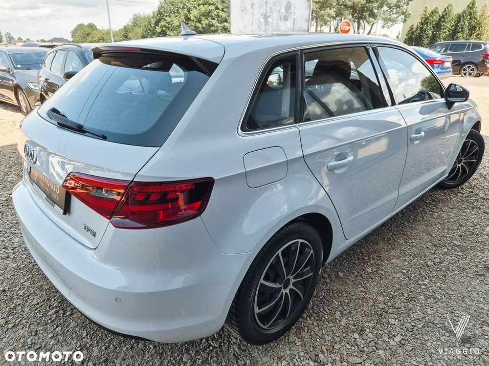 Audi A3 Sportback 1.4 TFSI Ambition - 4