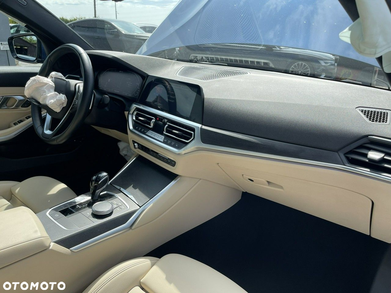 BMW Seria 3 330e PHEV xDrive - 10
