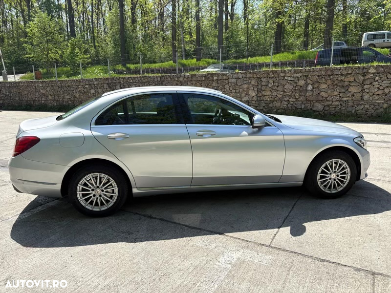 Mercedes-Benz C 180 - 6