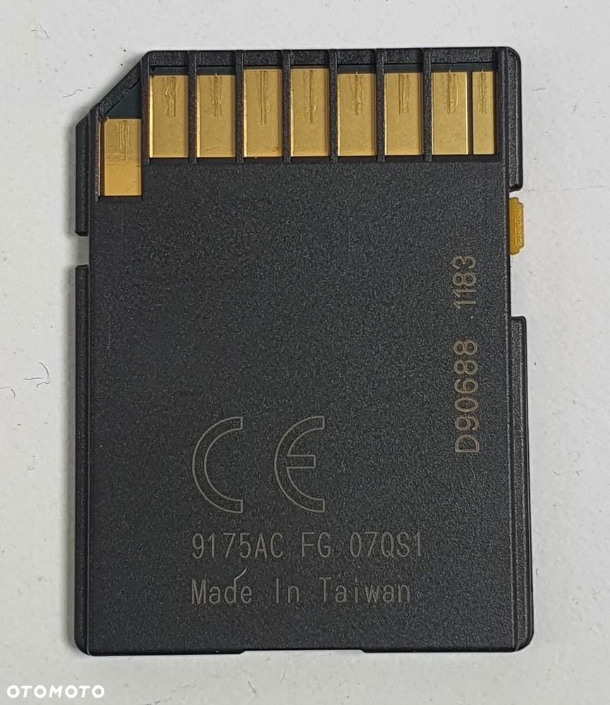 KARTA SD NAWIGACJI MAPA MERCEDES W205 A2139069905 - 2