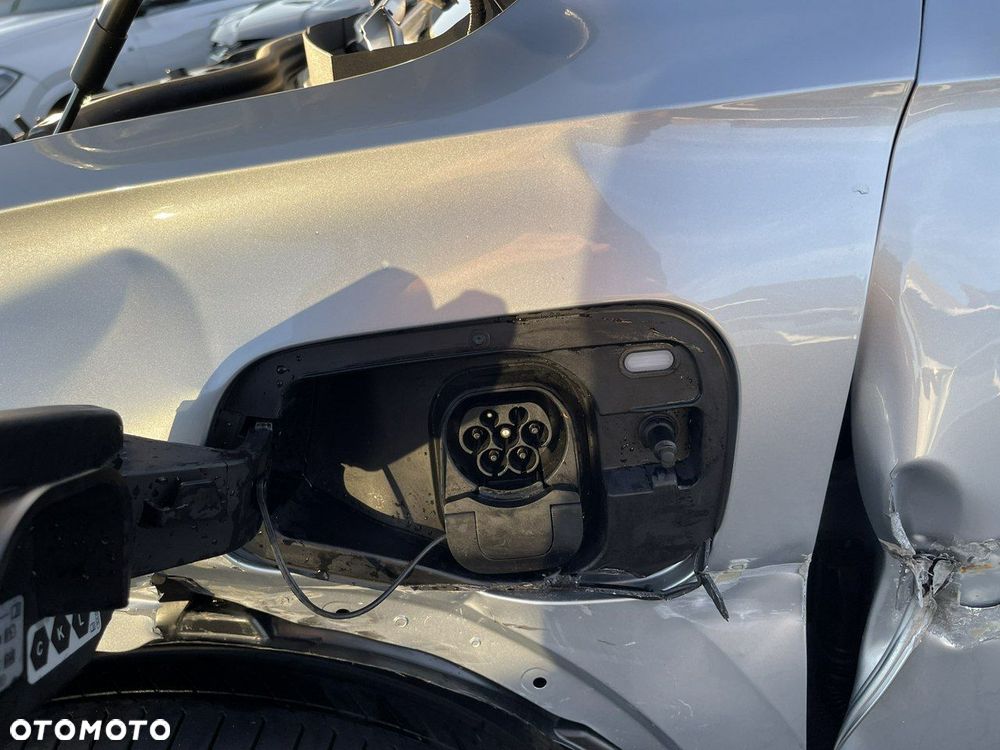 Volkswagen Tiguan - 8