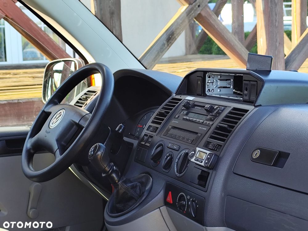 Volkswagen Transporter - 13