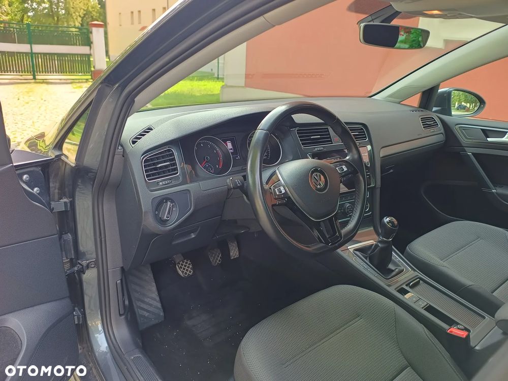 Volkswagen Golf 1.5 TSI BMT Comfortline - 12