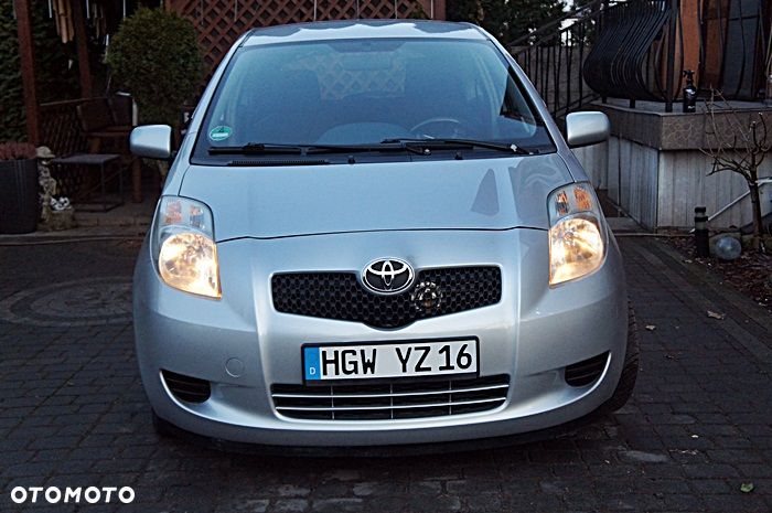 Toyota Yaris 1.3 VVT-i Luna - 17