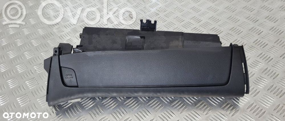 Toyota Rav4 III Półka - 1