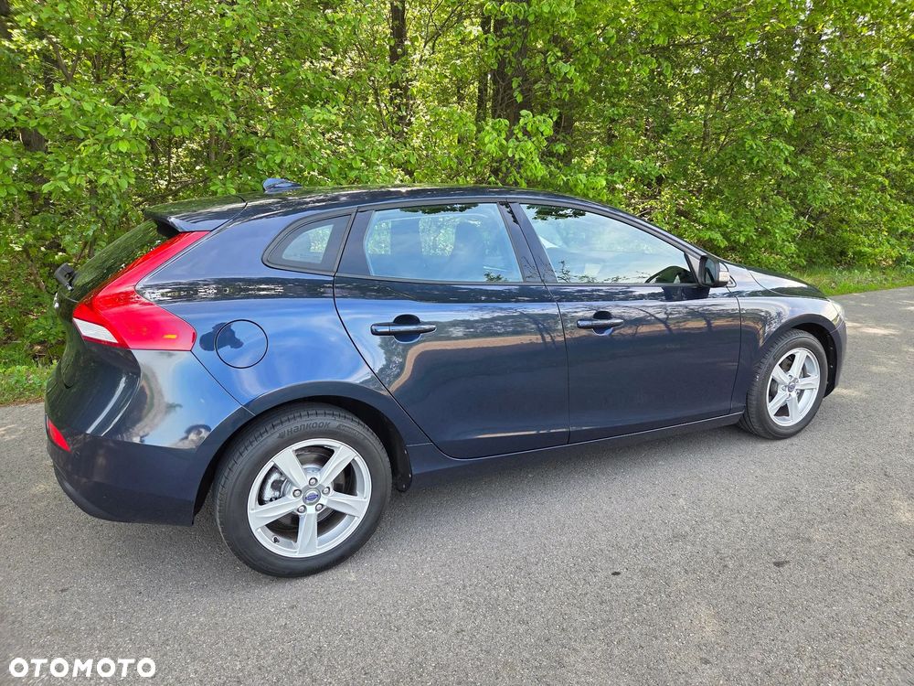 Volvo V40 D2 Kinetic - 6
