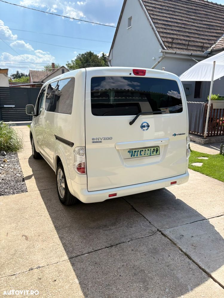 Nissan NV200 - 12