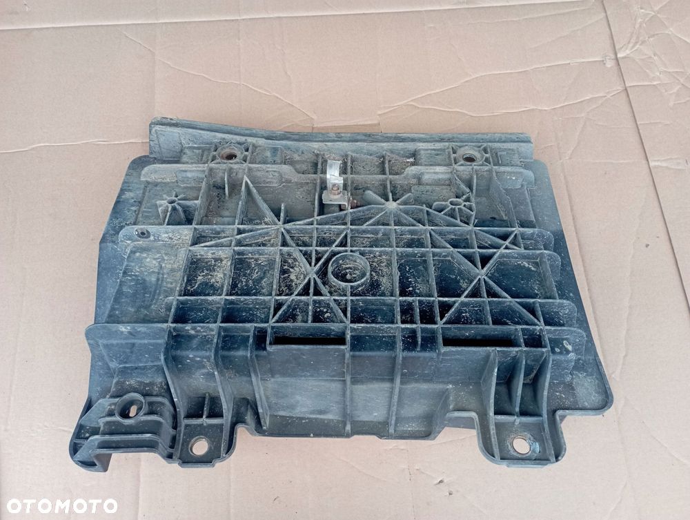OPEL MOVANO PODSTAWA OBUDOWY AKUMULATORA 648600006R - 2