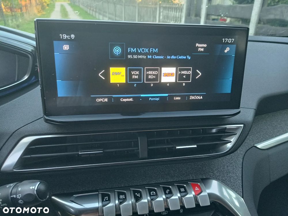Peugeot 3008 1.5 BlueHDi Allure Pack S&S EAT8 - 27