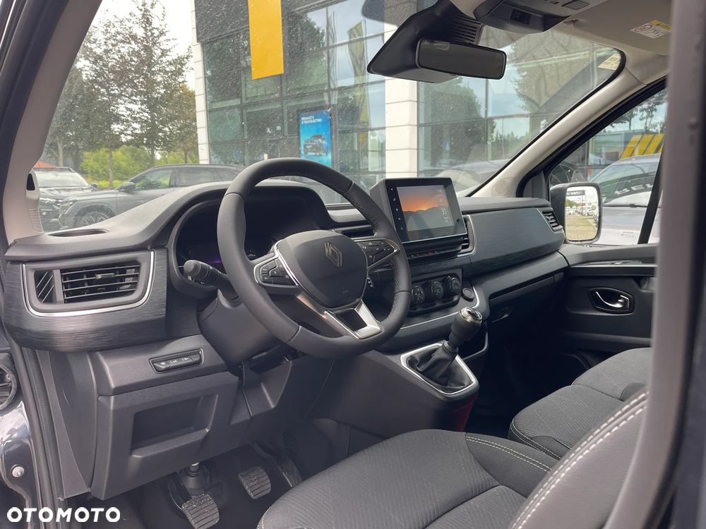 Renault Trafic - 13