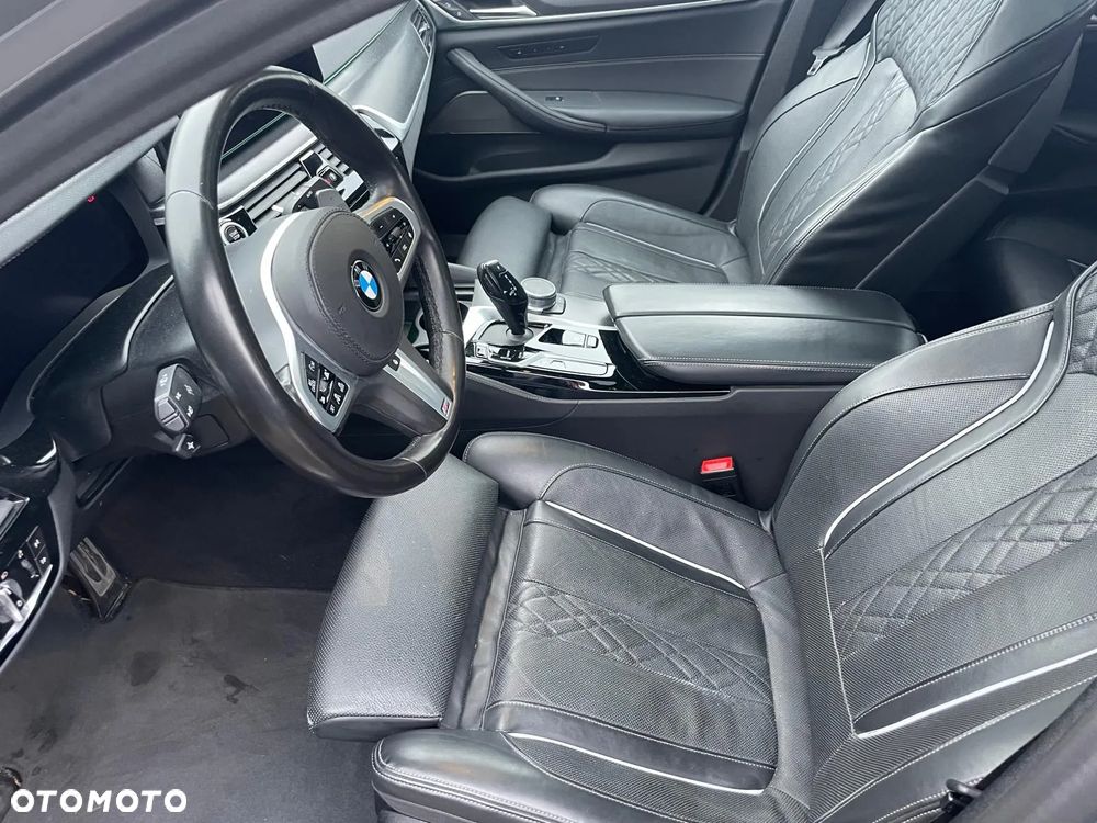 BMW Seria 5 540d xDrive - 8