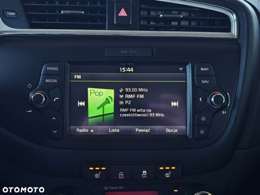 Kia Ceed - 22