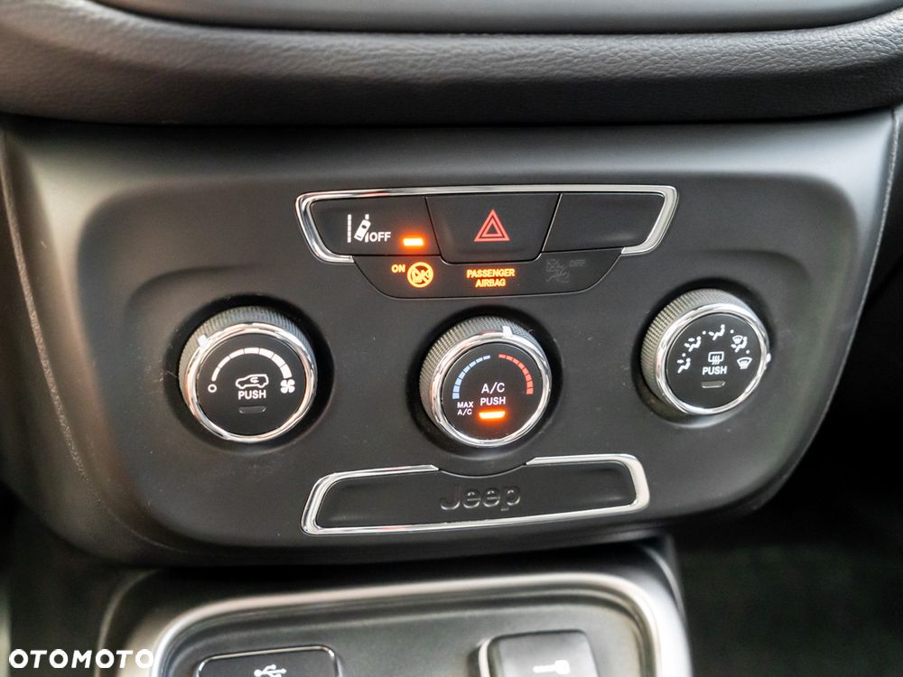 Jeep Compass 1.4 TMair Sport FWD S&S - 18