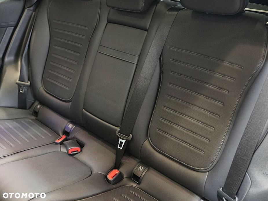 Mercedes-Benz GLC 220 d mHEV 4-Matic AMG Line - 13