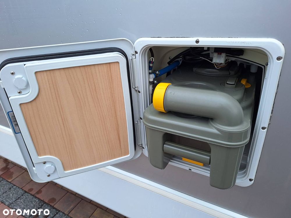 Carado T344 półintegra klimatyzacja hak - 27