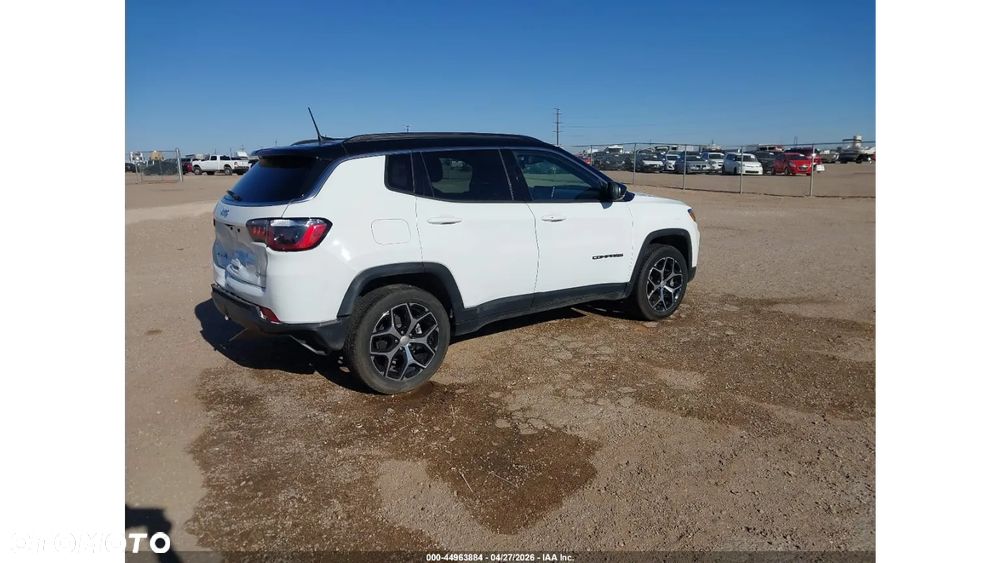 Jeep Compass - 4