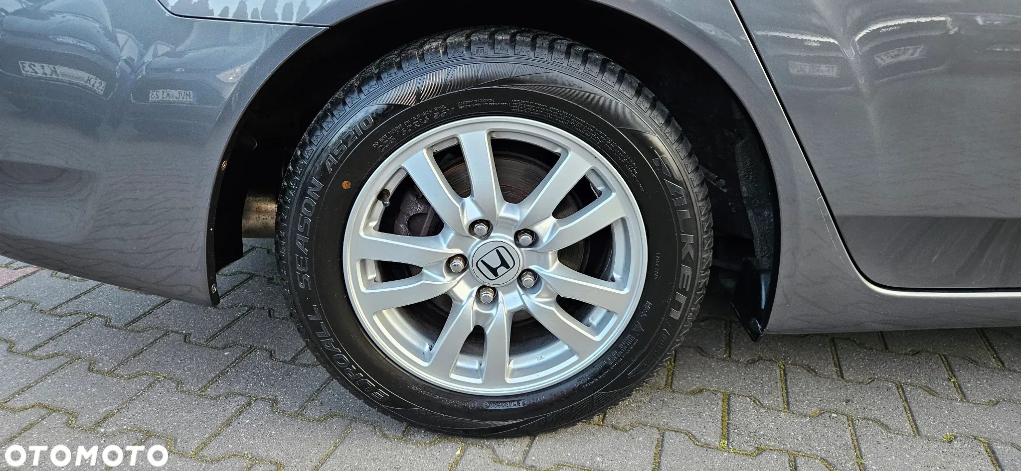 Honda Accord 2.0 Elegance 50 Jahre Edition - 23