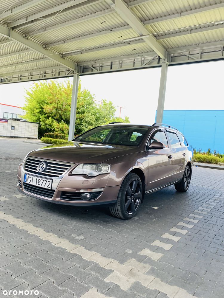 Volkswagen Passat - 2