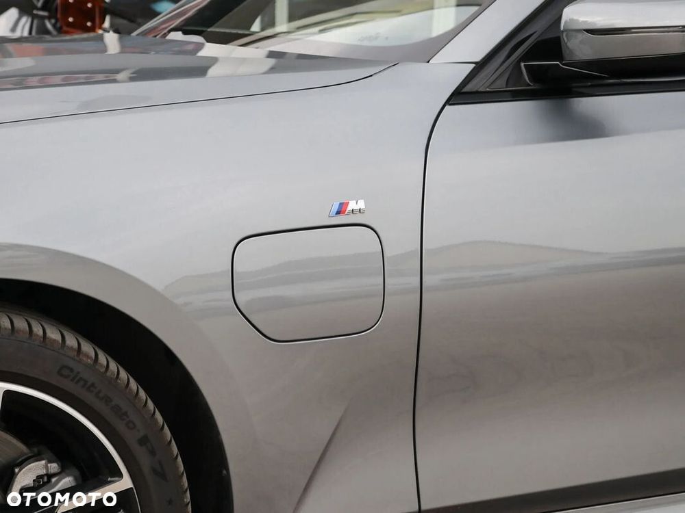 BMW Seria 3 330e xDrive M Sport sport - 11