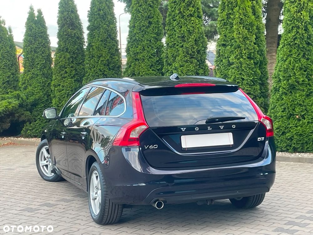 Volvo V60 D3 Momentum - 6