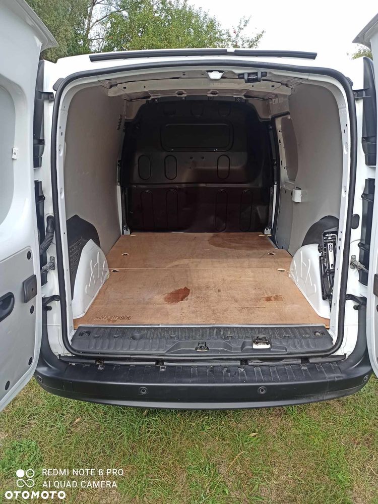 Renault Kangoo Maxi - 9