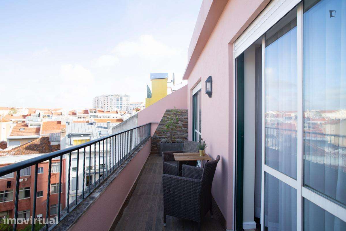 Apartamento com 1 quartos - localizado em Campolide Lisbon - Grande imagem: 4/18