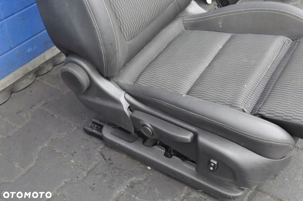 OPEL INSIGNIA B HB FOTELE SIEDZENIA KOMPLET FOTELI - 9