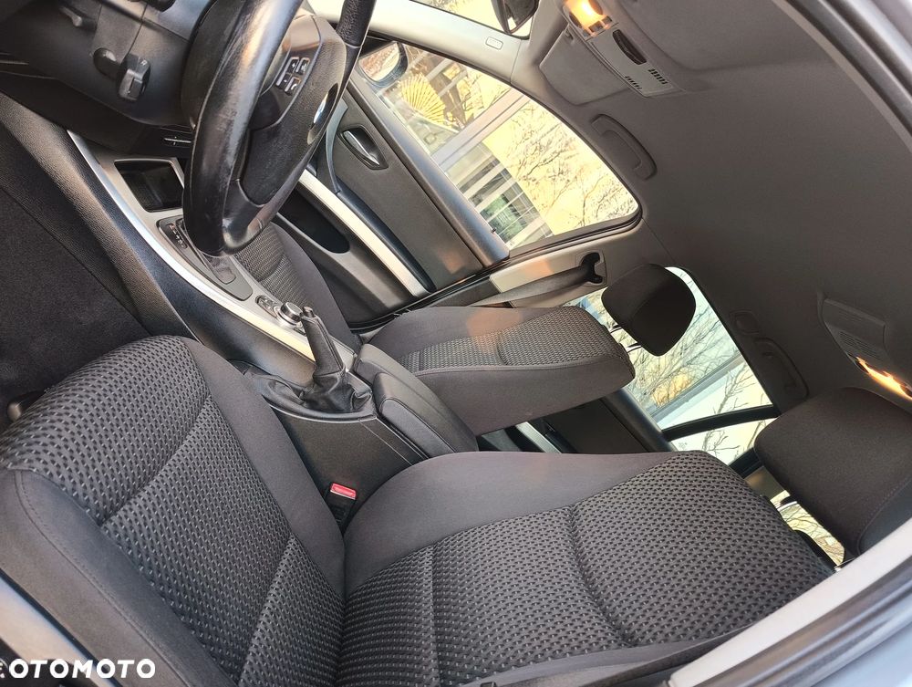 BMW Seria 3 320d DPF Edition Exclusive - 14