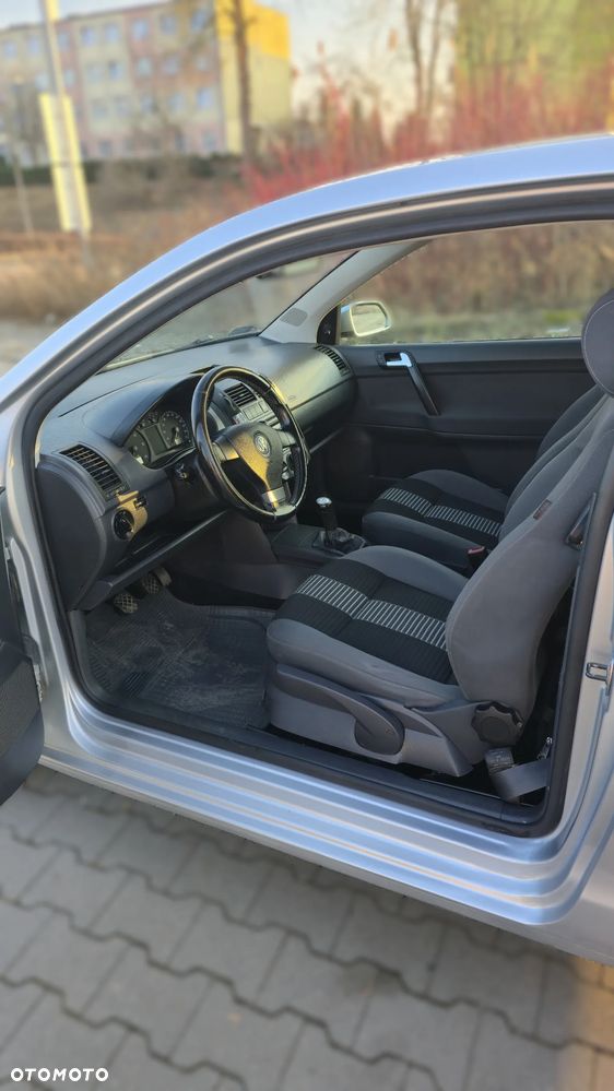 Volkswagen Polo 1.4 TDI Trendline - 6