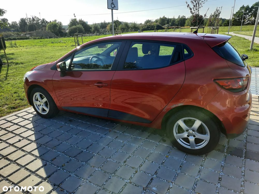 Renault Clio - 6