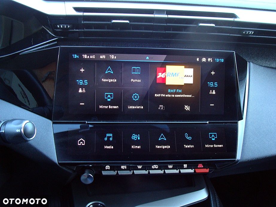 Peugeot 408 1.6 Plug-In Hybrid 225 Allure Pack EAT8 - 23