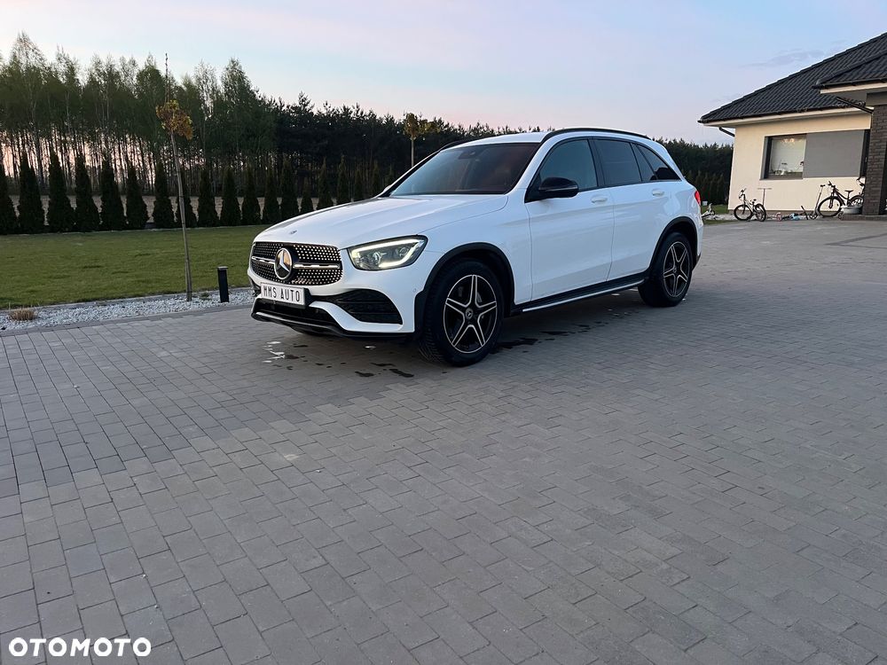 Mercedes-Benz GLC 220 d 4Matic 9G-TRONIC AMG Line - 5