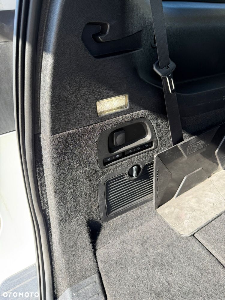 Ford Galaxy 2.0 EcoBlue Titanium - 15