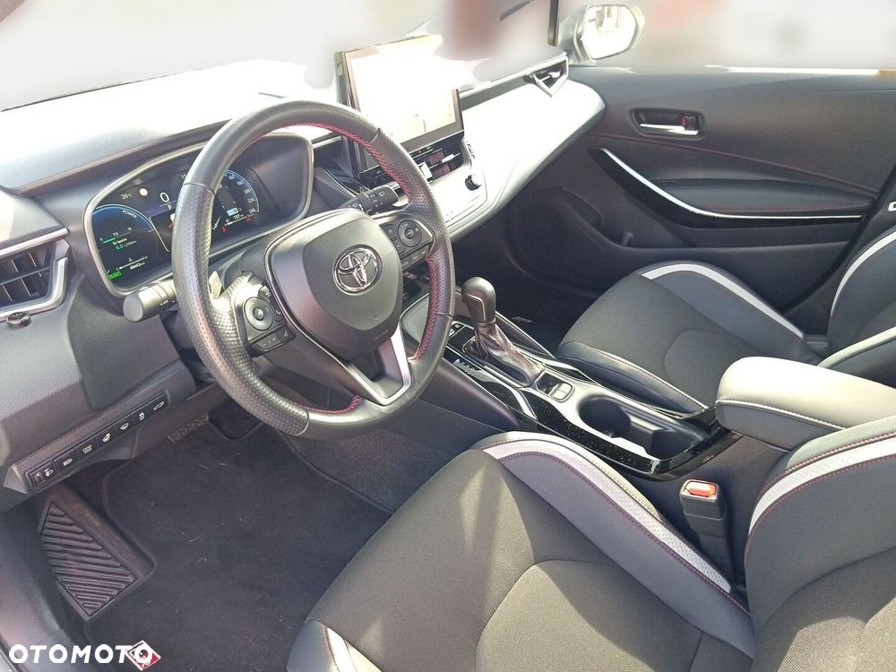 Toyota Corolla 2.0 Hybrid GR Sport Dynamic - 18