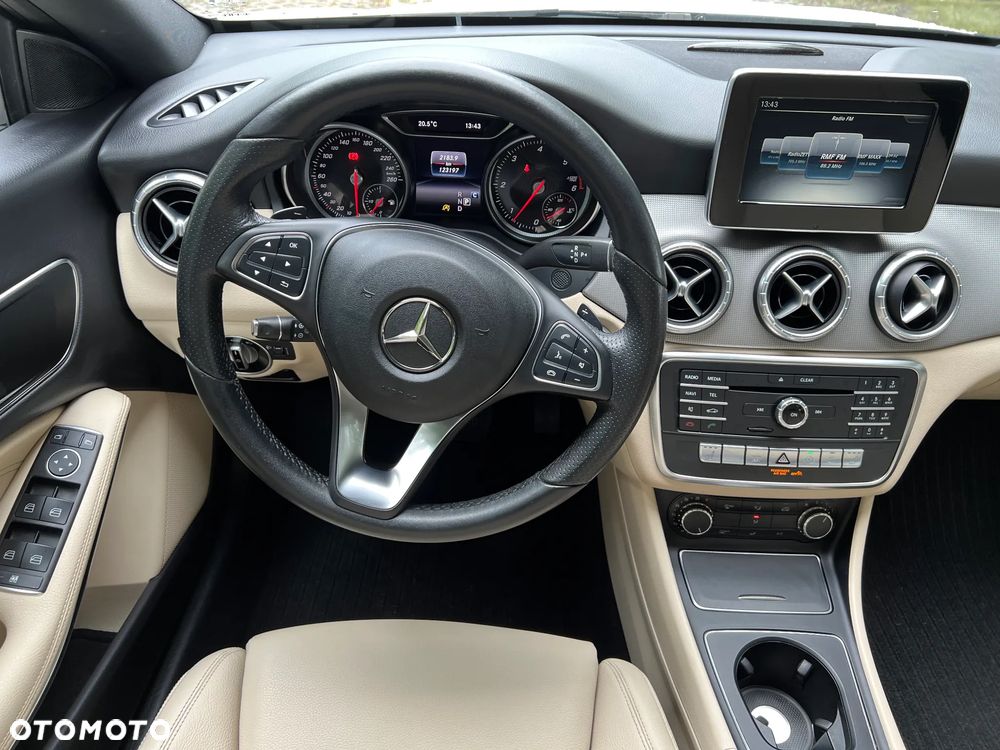 Mercedes-Benz CLA 200 (CDI) d 7G-DCT - 13