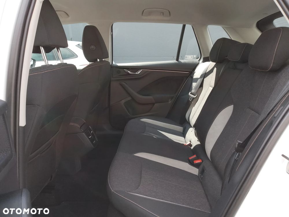 Skoda Kamiq 1.0 TSI Selection DSG - 20