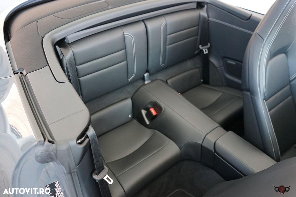 Porsche 911 Carrera GTS T-Hybrid - 26