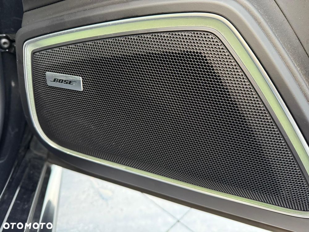 Porsche Panamera - 25